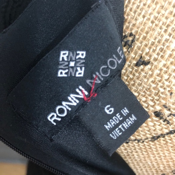 Ronni Nicole women’s Black eyelet beaded detail dress size 6 💕 - Picture 4 of 7